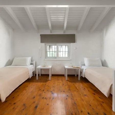 アパートホテル Elefteria Apts &