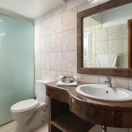 Elefteria Apts & Aparthotel