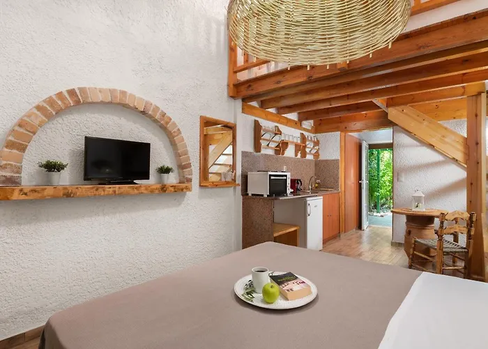 Elefteria Apts & Kolymbia