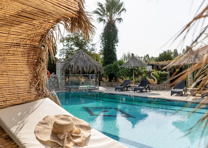 Aparthotel Elefteria Apts &