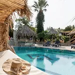 Apartahotel Elefteria Apts &