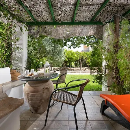 Elefteria Apts & Kolymbia