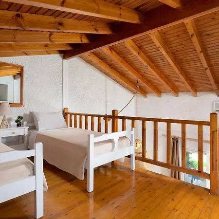 Elefteria Apts &