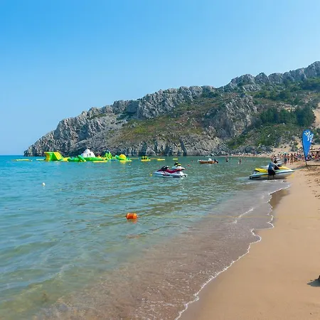 Elefteria Apts & Apart-hotel