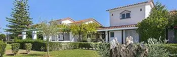Elefteria Apts & 4*