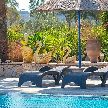 Apart-hotel Elefteria Apts &