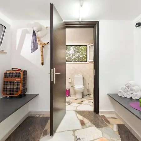 Elefteria Apts & Apart-hotel Kolymbia