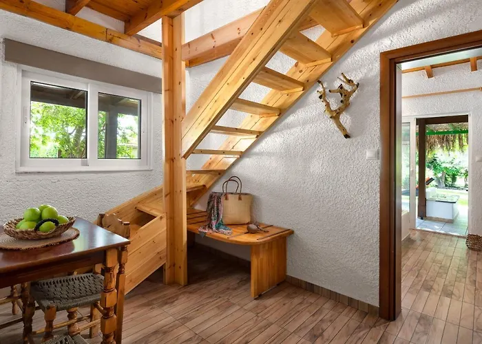 Hotel de apartamente Elefteria Apts & 4*