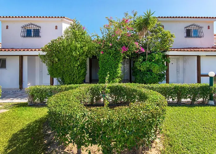 Elefteria Apts & Ξενοδοχείο με διαμερίσματα 4*