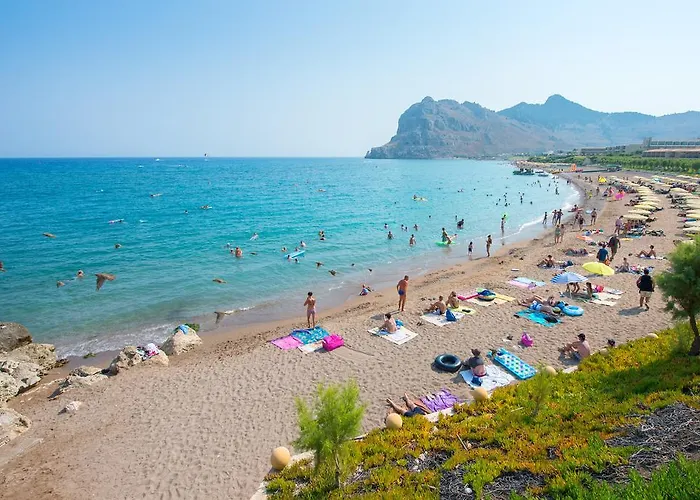 Elefteria Apts & Κολύμπια