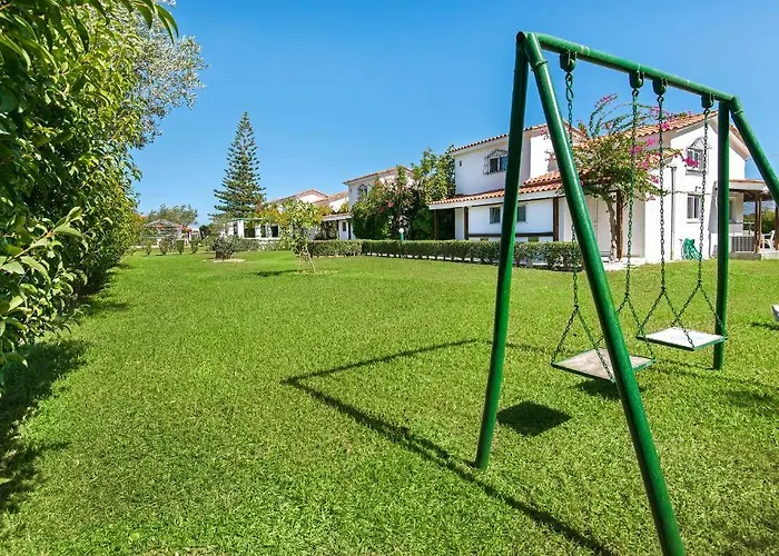 Ξενοδοχείο με διαμερίσματα Elefteria Apts & Κολύμπια