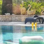 Elefteria Apts & 4* Kolymbia