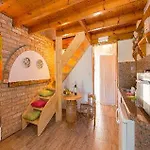 Hotel de apartamente Elefteria Apts &