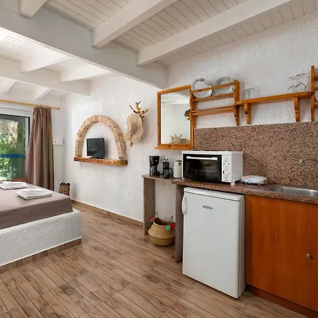 Aparthotel Elefteria Apts & Kolymbia