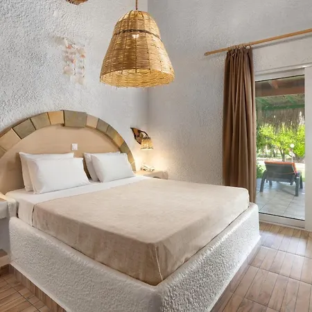 Elefteria Apts & Apartahotel 3*
