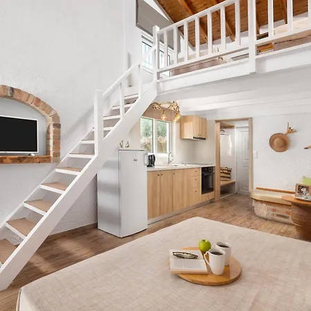 Elefteria Apts & Kolymbia