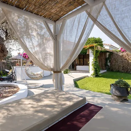 Lejlighedshotel Elefteria Apts & 4*