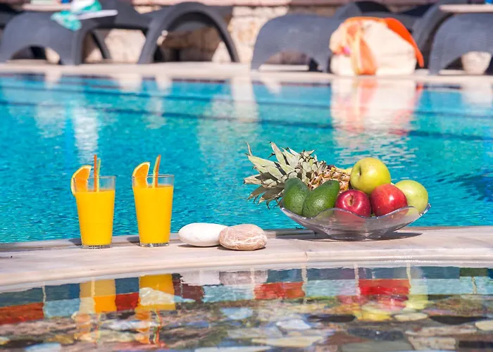 Elefteria Apts & Aparthotel